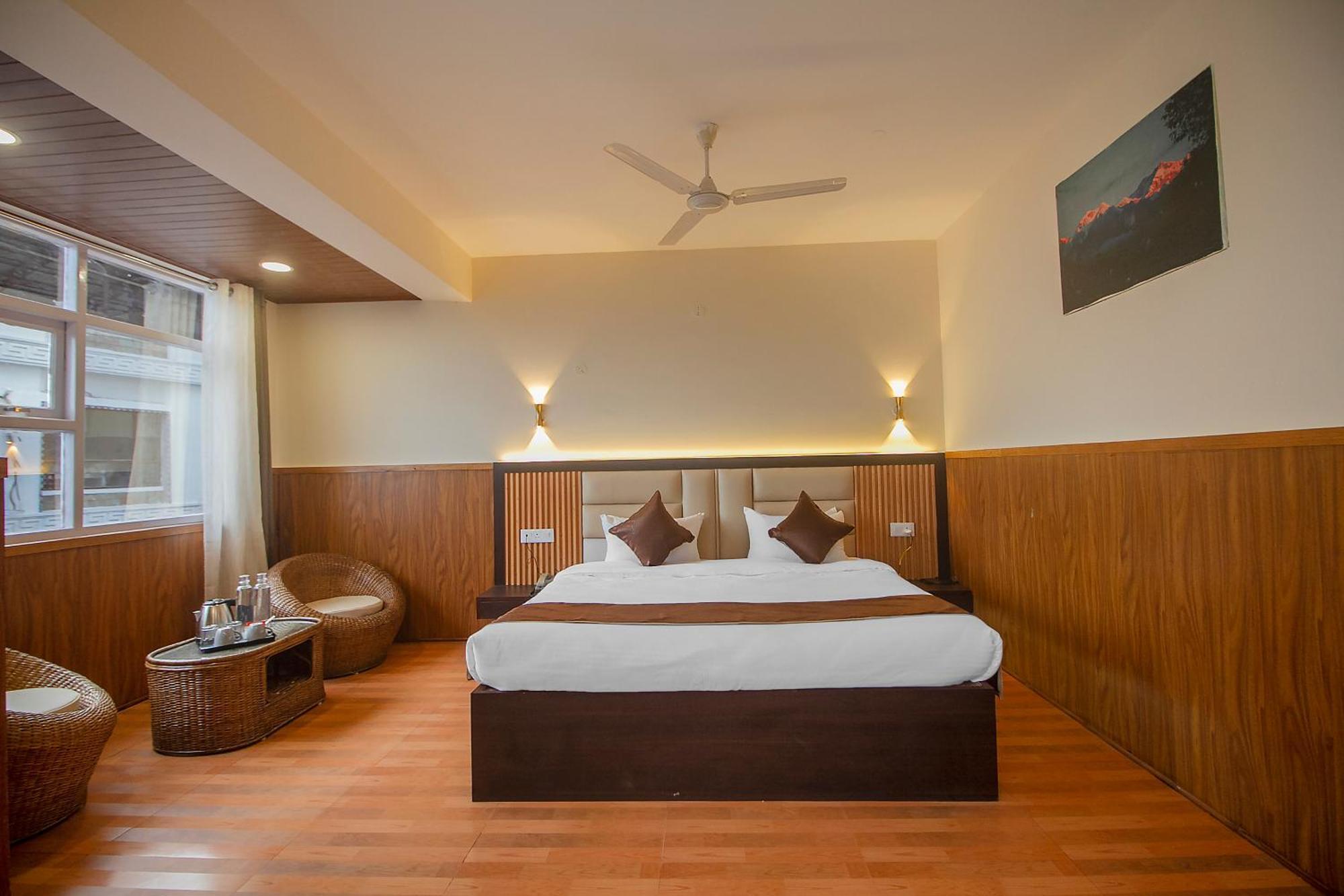 Hotel Tibet Gallery Гангток Екстериор снимка