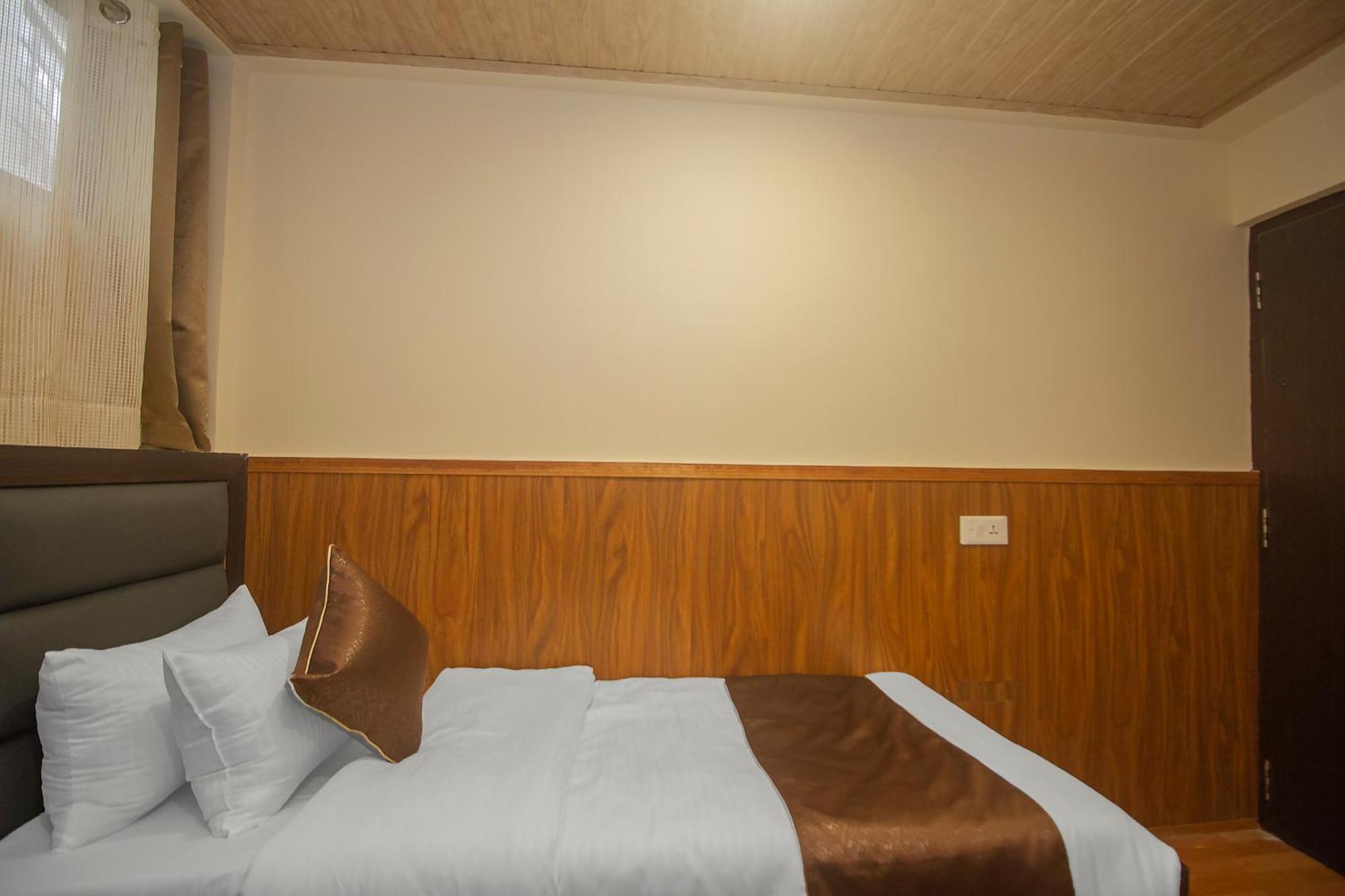 Hotel Tibet Gallery Гангток Екстериор снимка