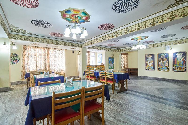 Hotel Tibet Gallery Гангток Екстериор снимка